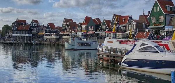 Volendam haven